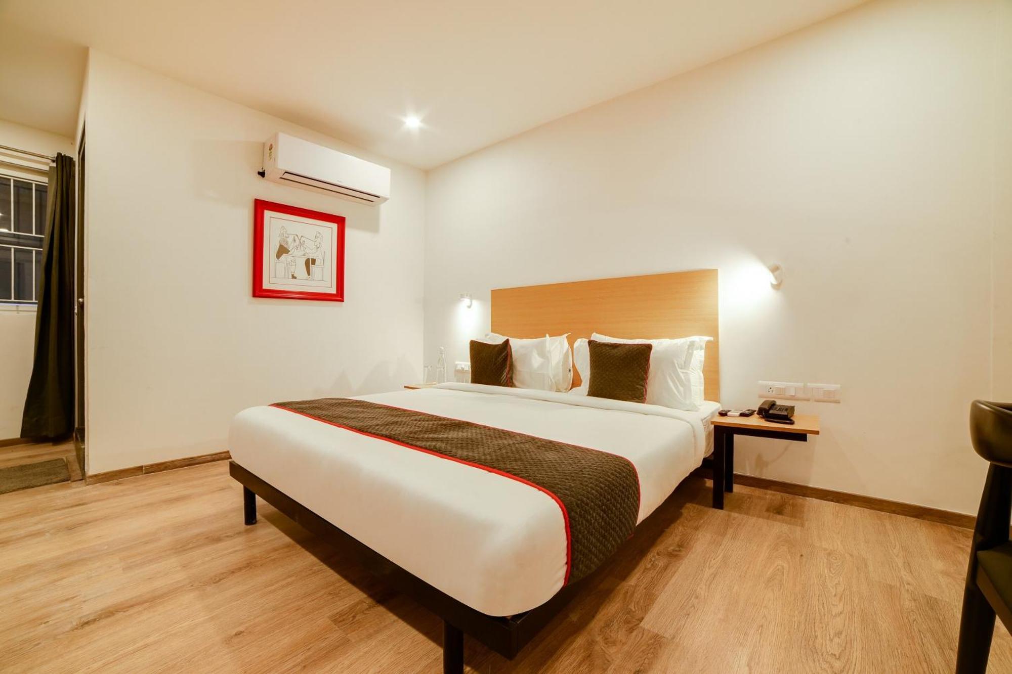 Super Townhouse Hosur Main Road Bommanahalli Near Gopalan Innovation Mall